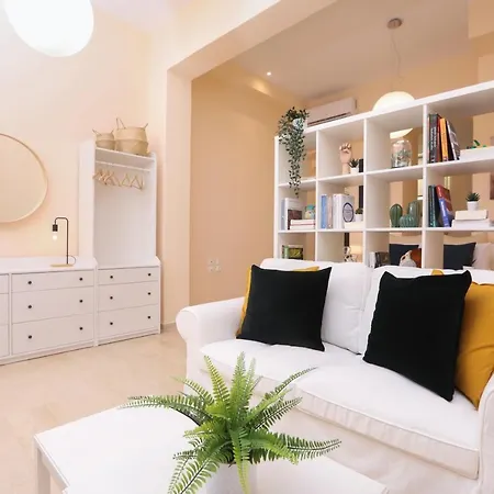 Soft Breeze Apartment *