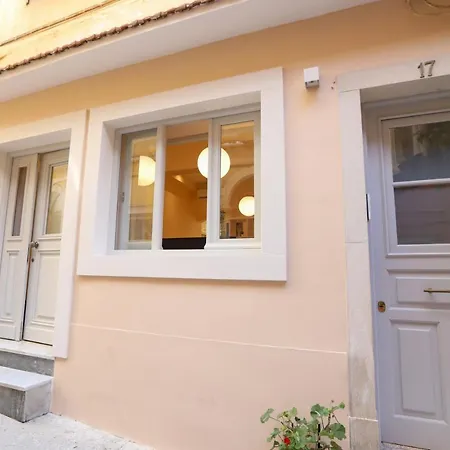 Soft Breeze Apartment *